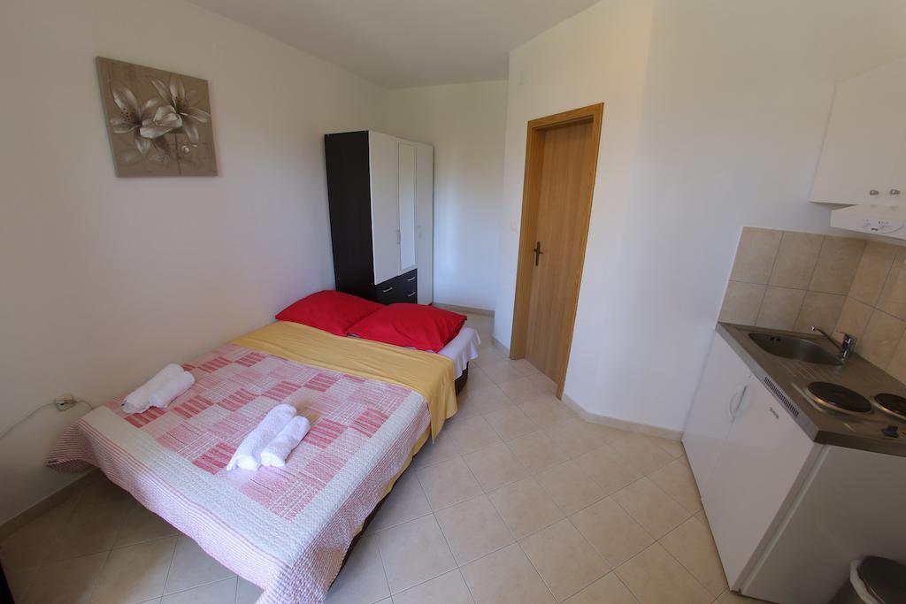 Apartments Vedrana Zadar Værelse billede