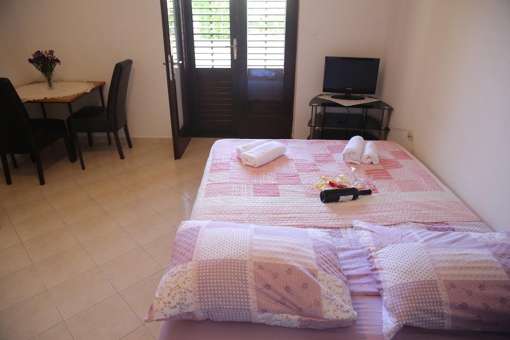 Apartments Vedrana Zadar Eksteriør billede